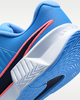 Nike GP Challenge Pro Men's Hard Court Tennis Shoes. Nike ID